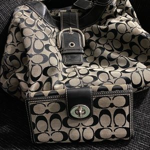 Tote with Matching Wallet